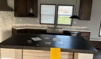 811 NE Front St, Millsap, TX 76066