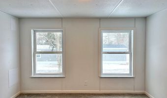 61 Lily Ln W, Altoona, WI 54720