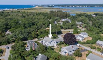 16 Central St, Charlestown, RI 02813