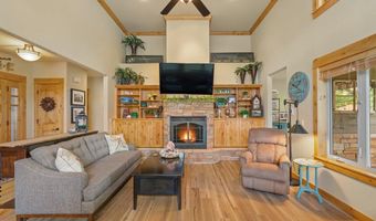 74 Bellflower Ct, Blanchard, ID 83804