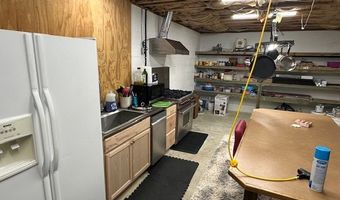 104 Lucky Ln, Andalusia, AL 36421