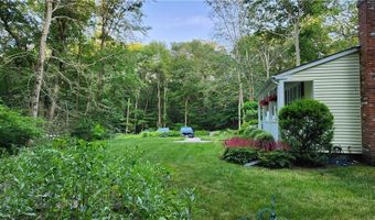 125 Stony Ln, Exeter, RI 02822