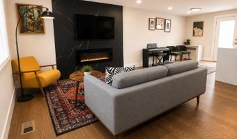 8107 BROWN Ct, Alexandria, VA 22306