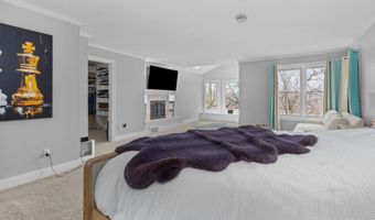 140 RIVER Dr, Appleton, WI 54915