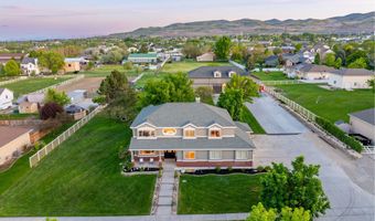 2859 W COUNTRY CLASSIC Dr, Bluffdale, UT 84065
