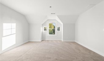 114 Daniel Trce, Burlington, CT 06013