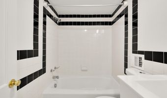 541 4TH St SE, Washington, DC 20003