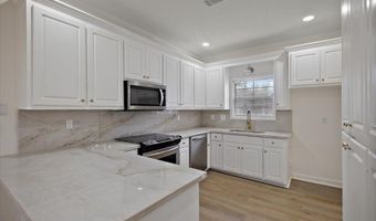 1007 Riverchase North Dr, Brandon, MS 39047