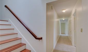 23 Pine Top Rd, Barrington, RI 02806
