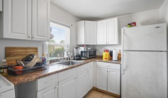 40 Avenel St, Avenel, NJ 07001