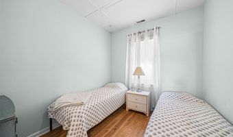 211 23rd St, Avalon, NJ 08202
