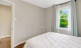2139 S OXFORD St, Arlington, VA 22204
