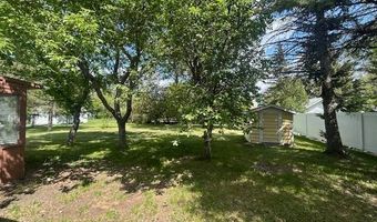 1033 Elm St, Bottineau, ND 58318