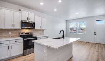 22444 E 6TH Pl, Aurora, CO 80018