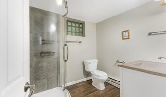 910 W Huron St, Ann Arbor, MI 48103