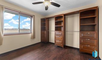 1600 E Liberty Cir, Brandon, SD 57005