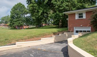 307 NE Morningside Ln, Abingdon, VA 24210