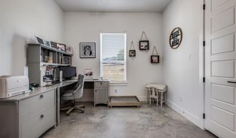 172 Cowan Xing, Alvord, TX 76225