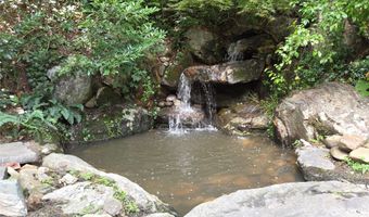 32 Delano Rd, Asheville, NC 28805