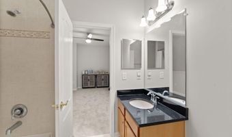 44360 OAKMONT MANOR Sq, Ashburn, VA 20147