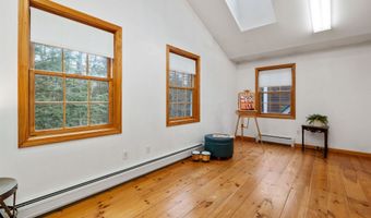 35 Merry Hill Rd, Barrington, NH 03825