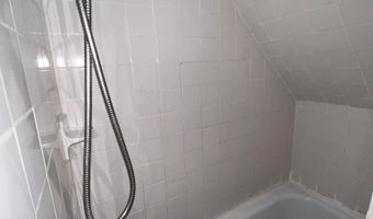 105 Summerfield Ave 3rd Fl., Bridgeport, CT 06610
