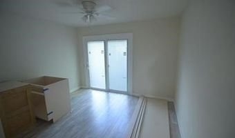 1915 Kalihi St Middle, Honolulu, HI 96819