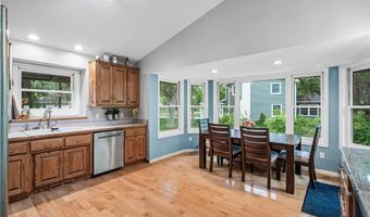 909 Fremont St, Anoka, MN 55303