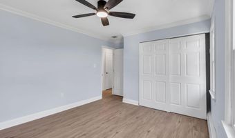 32 Belmont Ave, Bayville, NJ 08721