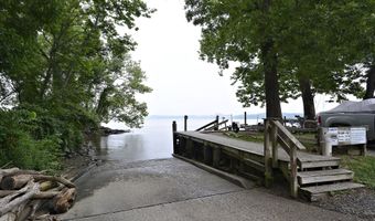 6631 WAKEFIELD Dr 319, Alexandria, VA 22307