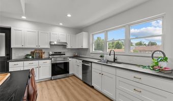 9515 Koerber Ln, Affton, MO 63123