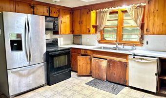 44 Coventry Rd, Bristol, CT 06010