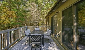 774 Cooper Rd, Glocester, RI 02814