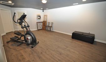 137 RED BAY Dr, Alabaster, AL 35007