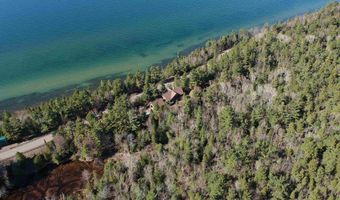 6856 Five Mile Pt, Allouez, MI 49805