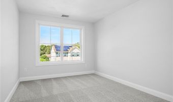 52 Governor St, Cumberland, RI 02864