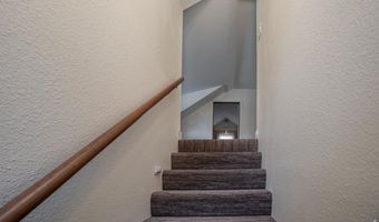 198 Poudre River Rd, Bellvue, CO 80512