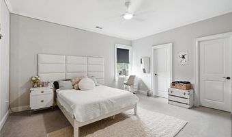 1012 Summit View Ln, Alpharetta, GA 30004