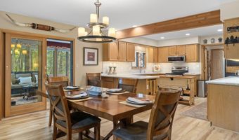 129 Woodbury, Blakeslee, PA 18610