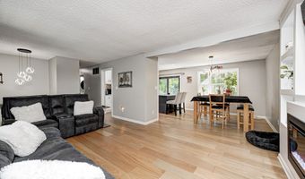 8710 Maple View Dr, Indianapolis, IN 46217