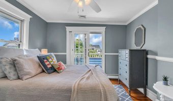 39 E End Ave, Avon By The Sea, NJ 07717