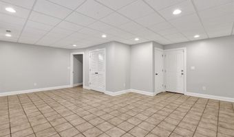 219 MOUNTAIN LAKE Trl, Alabaster, AL 35007