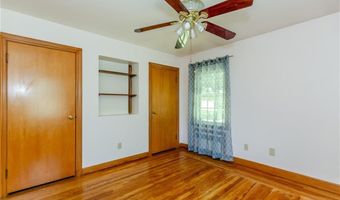 105 Borden Ave, Johnston, RI 02919