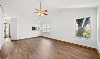 1081 Esther Dr, Columbus, OH 43207