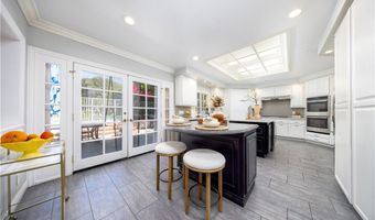 1531 Rodeo Rd, Arcadia, CA 91006