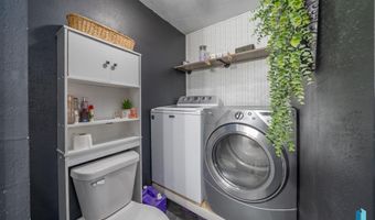 205 S 1st Ave, Brandon, SD 57005