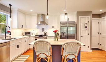 296 Twin Brook Ln, Coventry, RI 02816