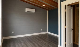 4 WEST St, Berlin, MD 21811