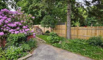 103 4th St, Bangor, ME 04401