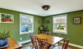 70 Boyce Ave, Barrington, RI 02806